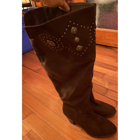 cloudwalkers Shoes - Cloudwalkers By Avenue Tall Brown Boots With Studs. Sz.8W